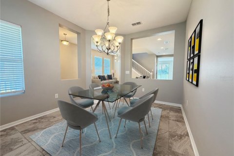 Villa ou maison à vendre à Apopka, Floride: 5 chambres, 298.59 m2 № 2342279 - photo 28