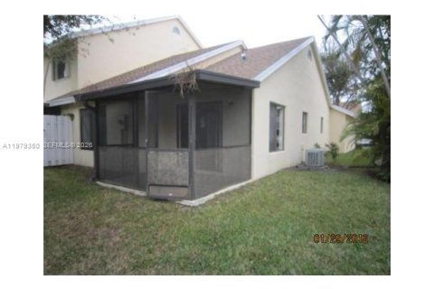 Adosado en venta en Greenacres, Florida, 2 dormitorios, 105.26 m2 № 2046042 - foto 14