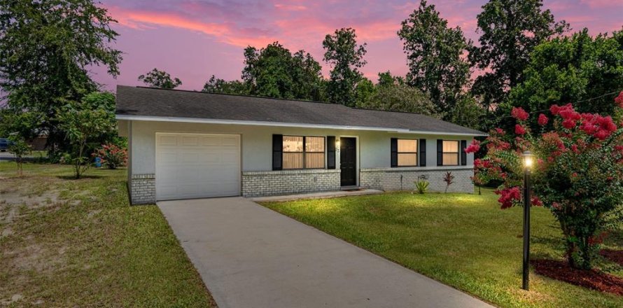 Villa ou maison à Ocala, Floride 3 chambres, 94.2 m2 № 1568693