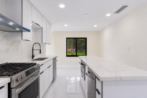 Villa ou maison à vendre à West Palm Beach, Floride: 3 chambres, 115.2 m2 № 2088096 - photo 13