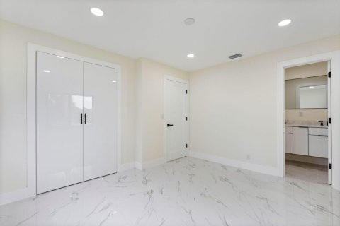 Villa ou maison à vendre à West Palm Beach, Floride: 3 chambres, 115.2 m2 № 2088096 - photo 25