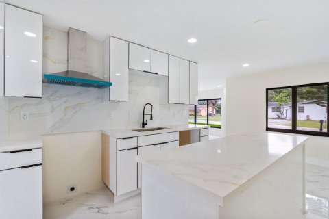 Villa ou maison à vendre à West Palm Beach, Floride: 3 chambres, 115.2 m2 № 2088096 - photo 18