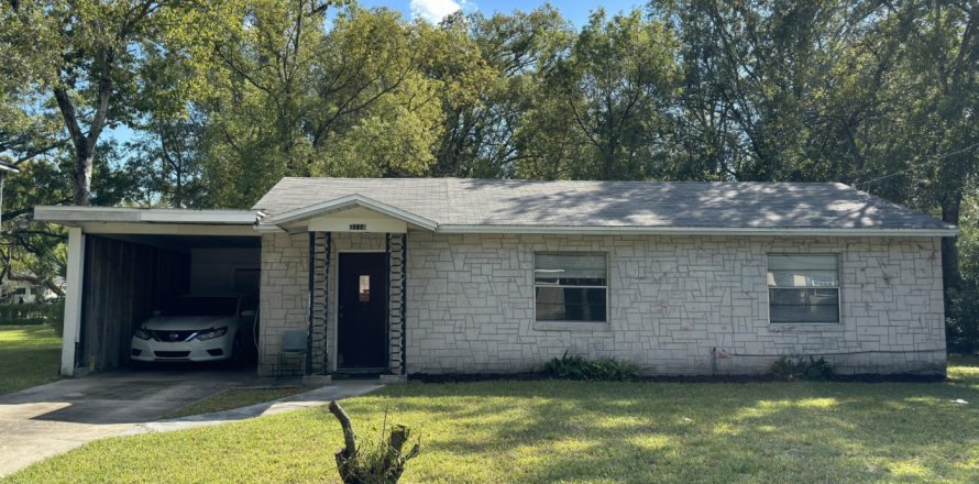 House in Jacksonville, Florida 3 bedrooms, 116.5 sq.m. № 772256