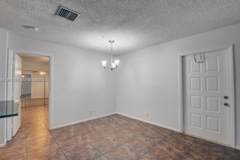 Condominio en venta en Boynton Beach, Florida, 2 dormitorios, 80.27 m2 № 1992390 - foto 5