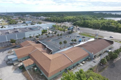 Propiedad comercial en alquiler en Tarpon Springs, Florida, 2476.22 m2 № 214166 - foto 13