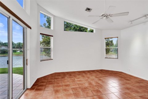 Villa ou maison à louer à Boca Raton, Floride: 3 chambres, 211.54 m2 № 2063134 - photo 25