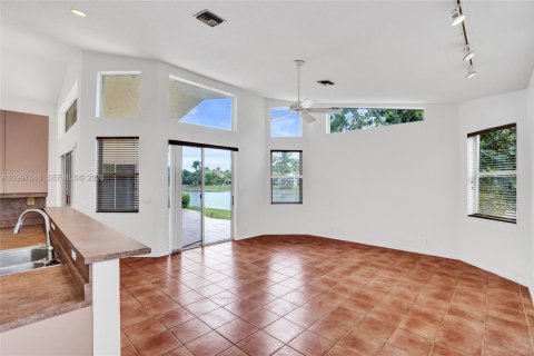 Villa ou maison à louer à Boca Raton, Floride: 3 chambres, 211.54 m2 № 2063134 - photo 26