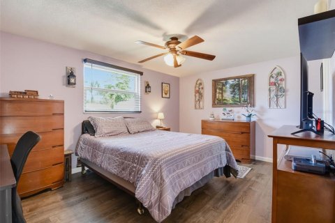 Casa en venta en Port Richey, Florida, 2 dormitorios, 97.92 m2 № 2383582 - foto 14