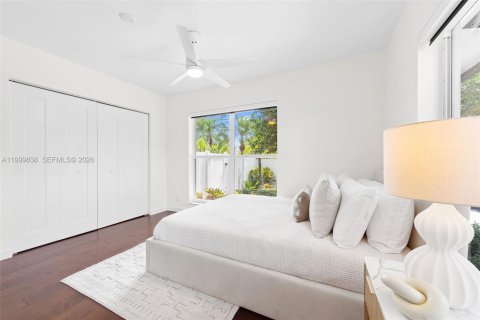 House in Fort Lauderdale, Florida 4 bedrooms, 272.48 sq.m. № 2068894 - photo 30