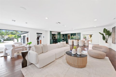 House in Fort Lauderdale, Florida 4 bedrooms, 272.48 sq.m. № 2068894 - photo 2