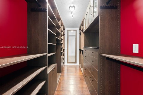 House in Fort Lauderdale, Florida 4 bedrooms, 272.48 sq.m. № 2068894 - photo 29