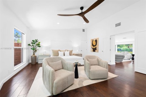 House in Fort Lauderdale, Florida 4 bedrooms, 272.48 sq.m. № 2068894 - photo 23