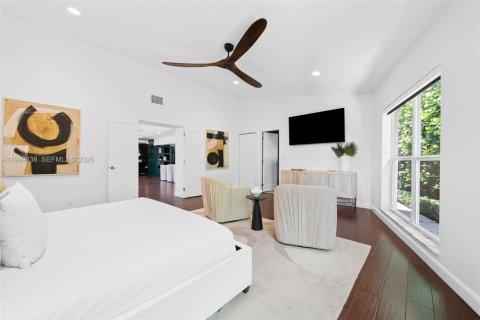 House in Fort Lauderdale, Florida 4 bedrooms, 272.48 sq.m. № 2068894 - photo 24