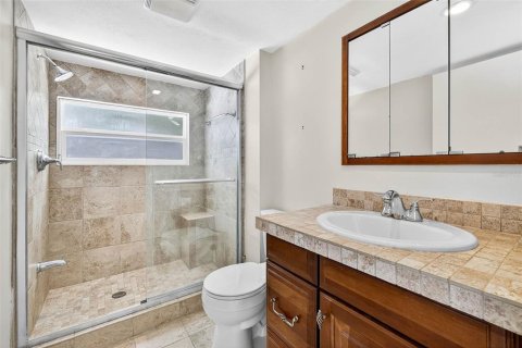 Villa ou maison à vendre à Brandon, Floride: 4 chambres, 194.72 m2 № 1856125 - photo 29