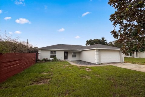 Villa ou maison à vendre à Summerfield, Floride: 3 chambres, 118.64 m2 № 2224400 - photo 2