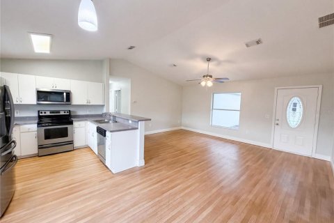 Villa ou maison à vendre à Summerfield, Floride: 3 chambres, 118.64 m2 № 2224400 - photo 3