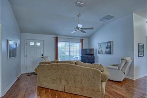 Casa en alquiler en The Villages, Florida, 3 dormitorios, 129.32 m2 № 1837144 - foto 8