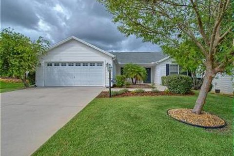 Casa en alquiler en The Villages, Florida, 3 dormitorios, 129.32 m2 № 1837144 - foto 1
