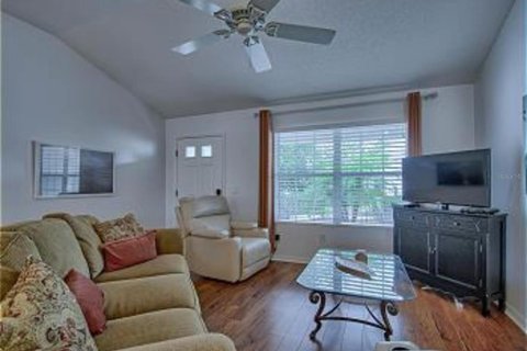 Casa en alquiler en The Villages, Florida, 3 dormitorios, 129.32 m2 № 1837144 - foto 9