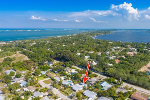 House in Jensen Beach, Florida 2 bedrooms, 104.24 sq.m. № 2250527 - photo 4