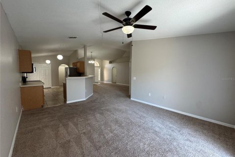 Casa en venta en Winter Haven, Florida, 3 dormitorios, 150.13 m2 № 2102021 - foto 7