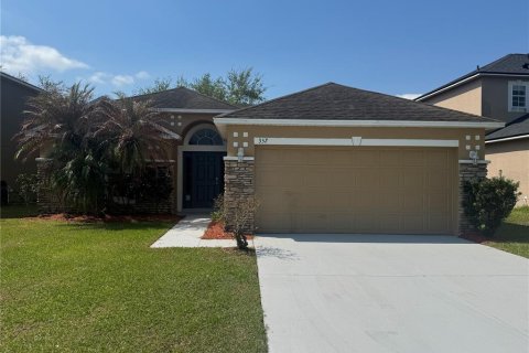 House in Winter Haven, Florida 3 bedrooms, 150.13 sq.m. № 2102021