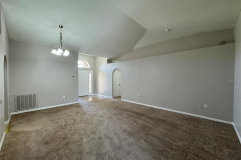 Casa en venta en Winter Haven, Florida, 3 dormitorios, 150.13 m2 № 2102021 - foto 3