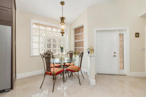 Villa ou maison à vendre à West Palm Beach, Floride: 3 chambres, 204.85 m2 № 2087734 - photo 11