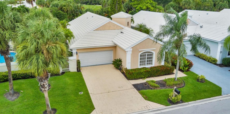 Villa ou maison à West Palm Beach, Floride 3 chambres, 204.85 m2 № 2087734