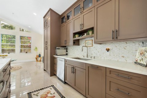 Villa ou maison à vendre à West Palm Beach, Floride: 3 chambres, 204.85 m2 № 2087734 - photo 6