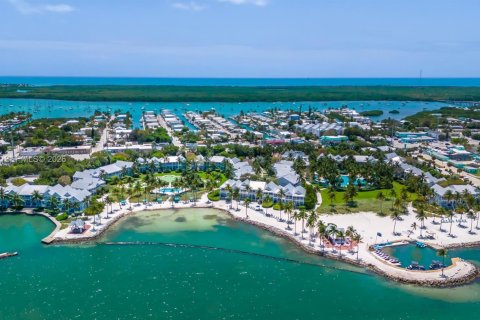 Adosado en Marathon, Florida 3 dormitorios № 2075055