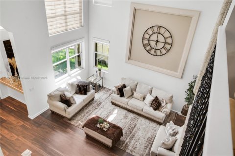House in Miramar, Florida 5 bedrooms, 274.15 sq.m. № 1882582 - photo 7