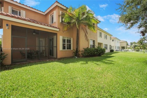 House in Miramar, Florida 5 bedrooms, 274.15 sq.m. № 1882582 - photo 24