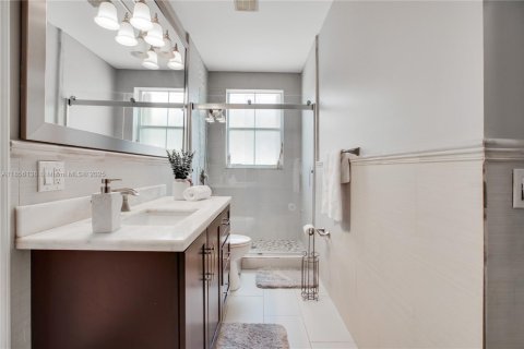 House in Miramar, Florida 5 bedrooms, 274.15 sq.m. № 1882582 - photo 13