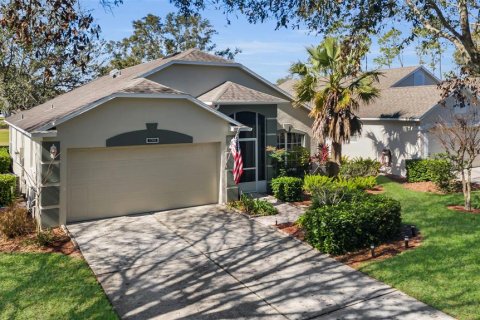 House in Clermont, Florida 3 bedrooms, 166.48 sq.m. № 1720491 - photo 2