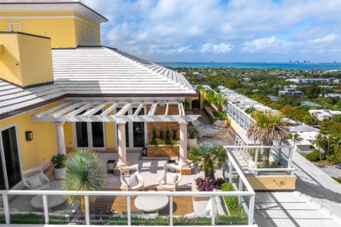 Condominio en venta en Key Biscayne, Florida, 5 dormitorios, 783.63 m2 № 2027185 - foto 16