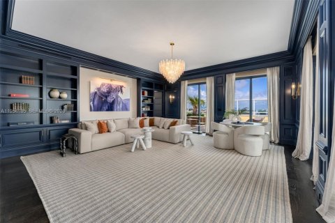 Condominio en venta en Key Biscayne, Florida, 5 dormitorios, 783.63 m2 № 2027185 - foto 8