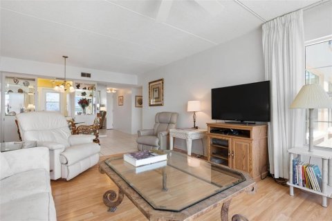 Condo in Longboat Key, Florida, 2 bedrooms  № 1908077 - photo 7