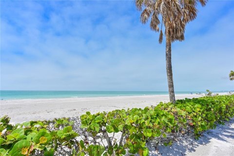 Condo in Longboat Key, Florida, 2 bedrooms  № 1908077 - photo 24