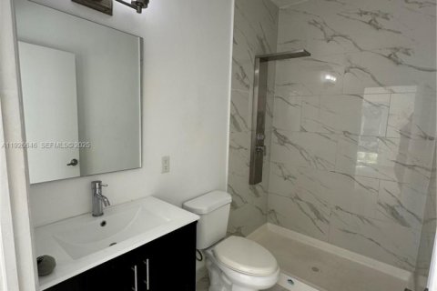 House in Homestead, Florida 4 bedrooms, 142.6 sq.m. № 1986550 - photo 5