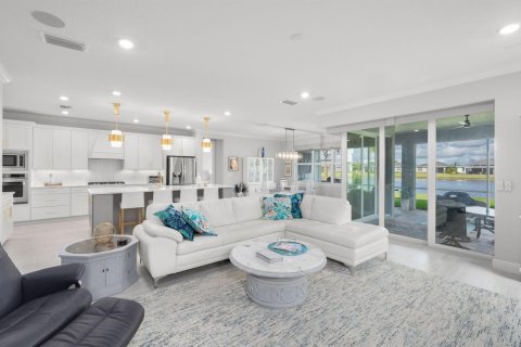 Villa ou maison à vendre à Port St. Lucie, Floride: 3 chambres, 260.87 m2 № 2087149 - photo 5