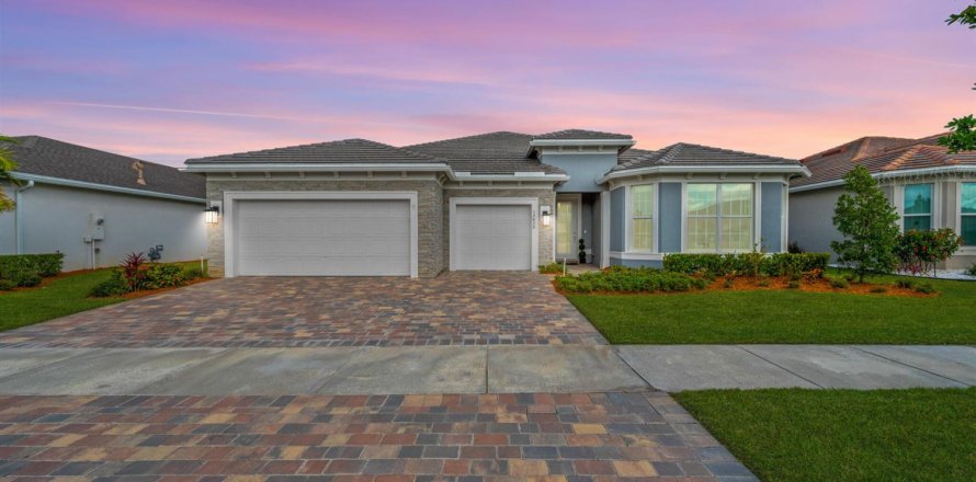 Villa ou maison à Port St. Lucie, Floride 3 chambres, 260.87 m2 № 2087149