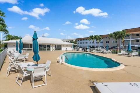 Condominio en venta en North Palm Beach, Florida, 1 dormitorio, 62.43 m2 № 2077781 - foto 27