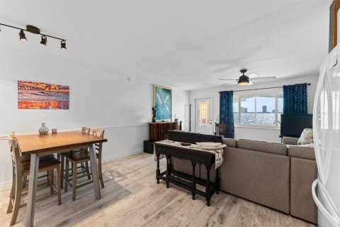 Condominio en venta en North Palm Beach, Florida, 1 dormitorio, 62.43 m2 № 2077781 - foto 15