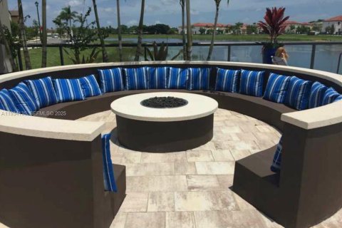 Снять в аренду кондоминиум в Майами, Флорида 74.32м2, № 1992419 - фото 17