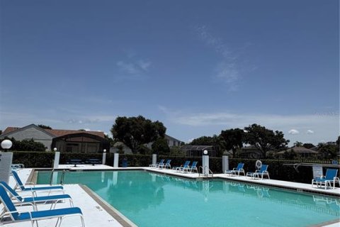 Villa ou maison à vendre à Orlando, Floride: 4 chambres, 221.85 m2 № 2227889 - photo 19