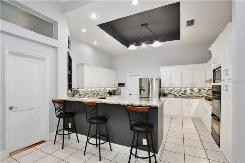 House in Apopka, Florida 5 bedrooms, 394.09 sq.m. № 1876802 - photo 11
