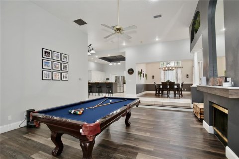 House in Apopka, Florida 5 bedrooms, 394.09 sq.m. № 1876802 - photo 10