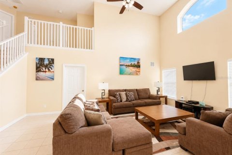 Villa ou maison à louer à Davenport, Floride: 5 chambres, 208.47 m2 № 2266701 - photo 5