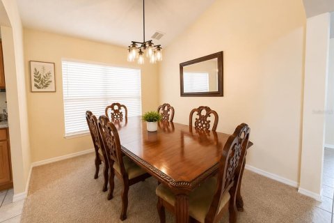 Villa ou maison à louer à Davenport, Floride: 5 chambres, 208.47 m2 № 2266701 - photo 8